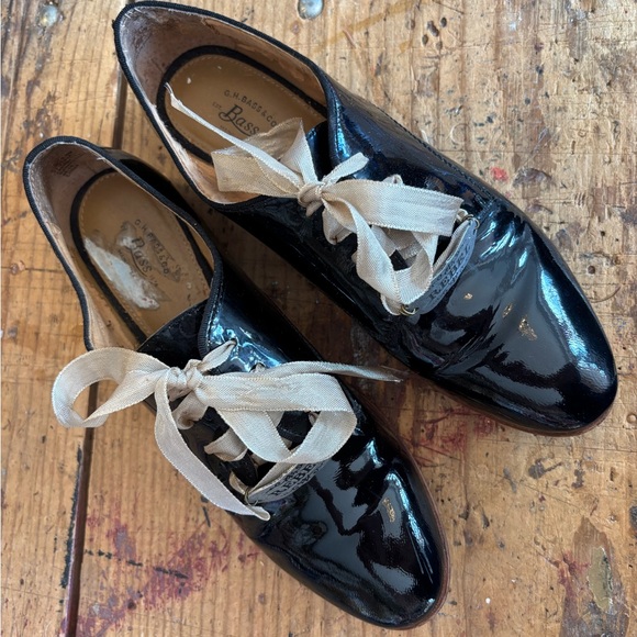 Upcycled black genuine leather black patent tie up brogues oxfords lace up REBEL - Picture 6 of 14